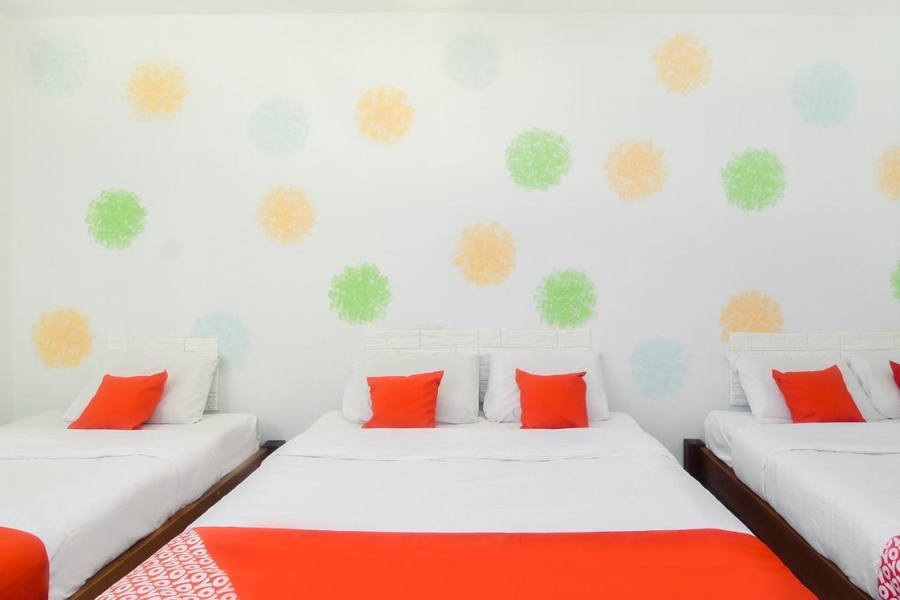 Oyo 44034 Furama Lodging House Kuching Dış mekan fotoğraf