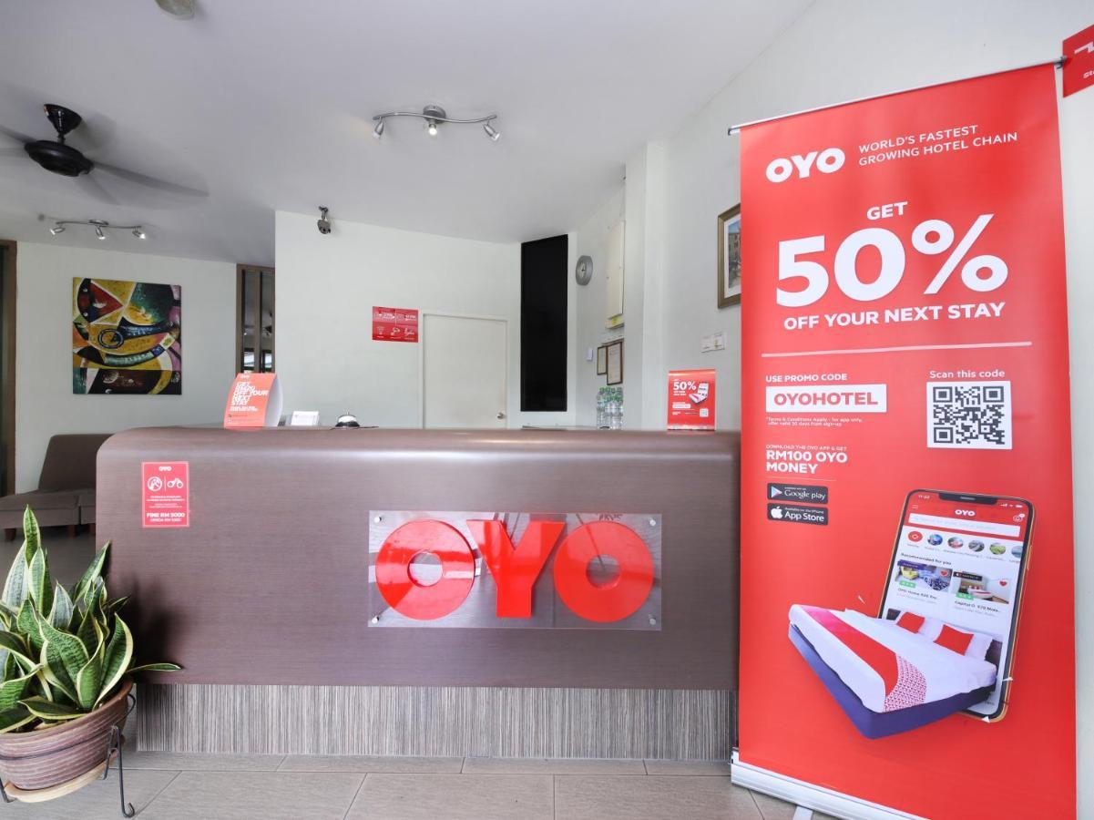 Oyo 44034 Furama Lodging House Kuching Dış mekan fotoğraf